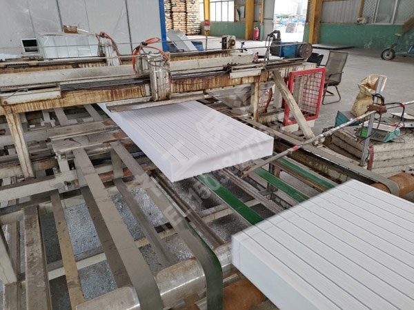 擠塑板B1和B2，哪個更好？